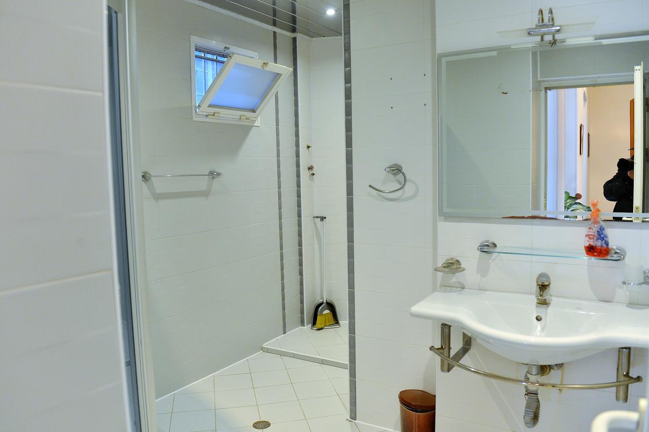 Baku Home Hostel Esterno foto