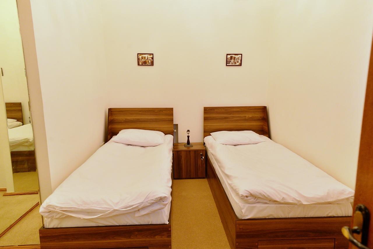 Baku Home Hostel Esterno foto