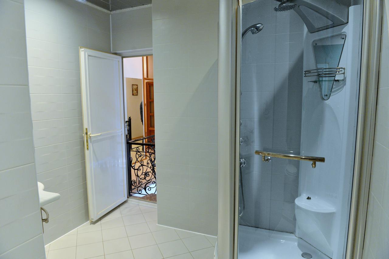 Baku Home Hostel Esterno foto
